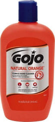 GOJO - 14 oz Squeeze Bottle Liquid Hand Cleaner - General Duty, Orange Scent, W/Pumice - Strong Tooling