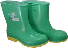 Dunlop Protective Footwear - Men's Size 9-10 Medium Width Steel Knee Boot - Green, PVC Upper, 11" High, Chemical Resistant, Non-Slip - Strong Tooling