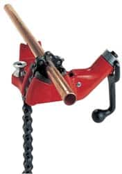 Ridgid - 1/2 to 8" Pipe Capacity, Manual Chain Vise - Bolt Down, Cast Iron, Model Number BC810 - Strong Tooling