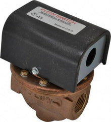 McDonnell & Miller - 100 psi, Brass Housing, High Sensitivity Flow Switch - 0.12 Flow Set Point, 0.12 to 2.5 GPM - Strong Tooling