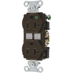 Hubbell Wiring Device-Kellems - 125V 20A NEMA 6-20R Hospital Grade White Straight Blade Duplex Receptacle - Strong Tooling