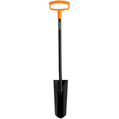 Fiskars - Shovels, Spades, Diggers & Hoes Type: Spade Blade Type: Tapered - Strong Tooling