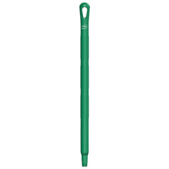 Remco - Broom/Squeegee Poles & Handles Connection Type: European Threaded Handle Material: Polypropylene - Strong Tooling