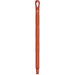 Remco - Broom/Squeegee Poles & Handles Connection Type: European Threaded Handle Material: Polypropylene - Strong Tooling