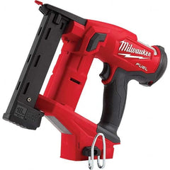 Milwaukee Tool - Staplers & Staple Guns Type: Crown Stapler Type of Power: Battery - Strong Tooling