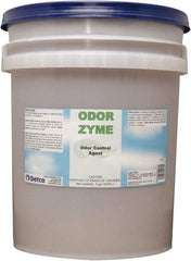 Detco - 5 Gal Pail Deodorizer - Liquid, Cherry Scent, Environmentally Safe - Strong Tooling