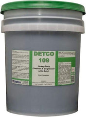 Detco - 5 Gal Bucket Cleaner/Degreaser - Liquid, Butyl-Based, Unscented - Strong Tooling