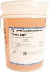 Master Fluid Solutions - Trim E925, 5 Gal Pail Emulsion Fluid - Water Soluble, For Cutting, Drilling, Sawing, Grinding - Strong Tooling