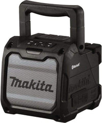 Makita - Bluetooth Jobsite Speaker - Powered by Battery - Strong Tooling