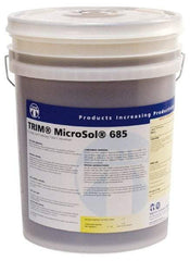 Master Fluid Solutions - Trim MicroSol 685, 5 Gal Pail Cutting & Grinding Fluid - Semisynthetic, For Machining - Strong Tooling