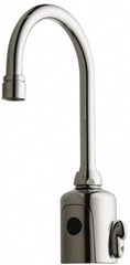 Chicago Faucets - Polished Chrome Plated Electronic User Adjustable Temperature Control Mixer Sensor Faucet - Powered by 6 Volt Lithium CRP2 Battery (Included), Gooseneck Spout, 4 to 8" Mounting Centers - Strong Tooling