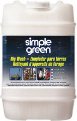 Simple Green - 5 Gal Bucket Cleaner/Degreaser - Liquid, Alkaline, Unscented - Strong Tooling