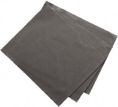 innovera - Gray Electronics Cleaning Cloth - Use with CD, DVD, Electronics, Monitor, Screen - Strong Tooling