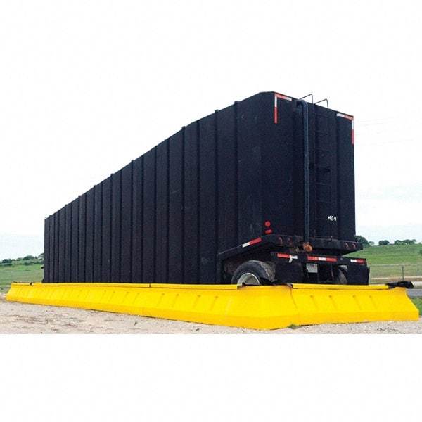 UltraTech - 83,582 Gal Polyethylene Containment Berm System - 3' High x 61' Wide x 61" Long - Strong Tooling