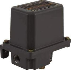 Square D - 7 and 9 NEMA Rated, SPDT, 1 to 40 psi, Electromechanical Pressure and Level Switch - Adjustable Pressure, 120 VAC at 6 Amp, 125 VDC at 0.22 Amp, 240 VAC at 3 Amp, 250 VDC at 0.27 Amp, 1/4 Inch Connector, Screw Terminal, For Use with 9012G - Strong Tooling