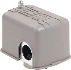 Square D - 1 and 3R NEMA Rated, 20 to 40 psi, Electromechanical Pressure and Level Switch - Adjustable Pressure, 575 VAC, L1-T1, L2-T2 Terminal, For Use with Square D Pumptrol - Strong Tooling