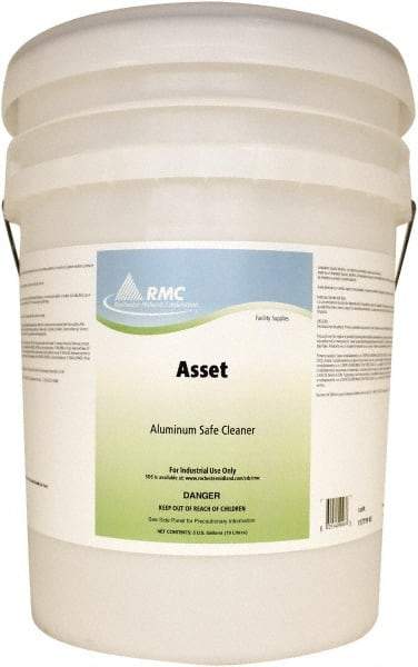 Rochester Midland Corporation - 5 Gal Pressure Washing Cleaner/Degreaser - Pail, Alkaline Formula - Strong Tooling