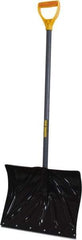 True Temper - Snow Shovels & Scrapers Type: Snow Shovel Ergonomic Design: No - Strong Tooling