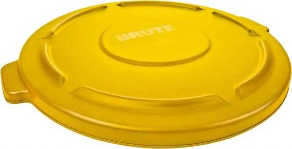 Rubbermaid - Round Lid for Use with 32 Gal Round Trash Cans - Yellow, Low-Density Polyethylene, For Brute Trash Cans - Strong Tooling