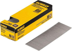 DeWALT - 18 Gauge 1-1/2" Long Finishing Nails for Power Nailers - Steel, Bright Finish, Smooth Shank, Straight Stick Collation, Brad Head, Chisel Point - Strong Tooling