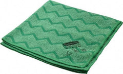 Rubbermaid - Dry Microfiber Wipes - 16" x 16" Sheet Size, Green - Strong Tooling