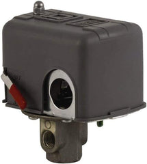 Square D - 1 and 3R NEMA Rated, 70 to 150 psi, Electromechanical Pressure and Level Switch - Fixed Pressure, 575 VAC, L1-T1, L2-T2 Terminal, For Use with Square D Pumptrol - Strong Tooling