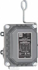 Square D - 4 NEMA Rated, DPST, Float Switch Pressure and Level Switch - 575 VAC, Line-Load-Load-Line Terminal - Strong Tooling