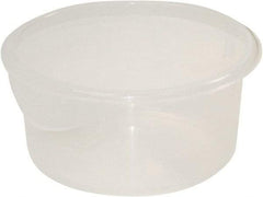 Rubbermaid - Round, Clear Polypropylene Food Storage Container - 7.6" High x 10" Wide - Strong Tooling