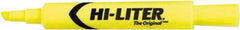 UNIVERSAL - Yellow Highlighter - Chisel Tip, AP Nontoxic Ink - Strong Tooling