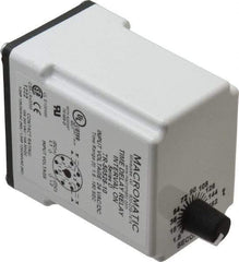 Macromatic - 8 Pin, Multiple Range DPDT Time Delay Relay - 10 Contact Amp, 24 VAC/VDC, Knob - Strong Tooling