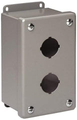 Cooper B-Line - 1 Hole, 1.203 Inch Hole Diameter, Stainless Steel Pushbutton Switch Enclosure - 4 Inch High x 3-1/4 Inch Wide x 3 Inch Deep, 12, 13 NEMA Rated - Strong Tooling