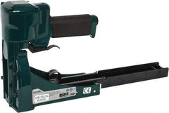 Value Collection - Pneumatic Crown Stapler - 1-1/4" Staples - Strong Tooling