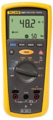 Fluke - Backlight Display, 10,000 Megohm Electrical Insulation Resistance Tester & Megohmmeter - 1,000 VDC Max Test Voltage, Powered by AA Battery - Strong Tooling