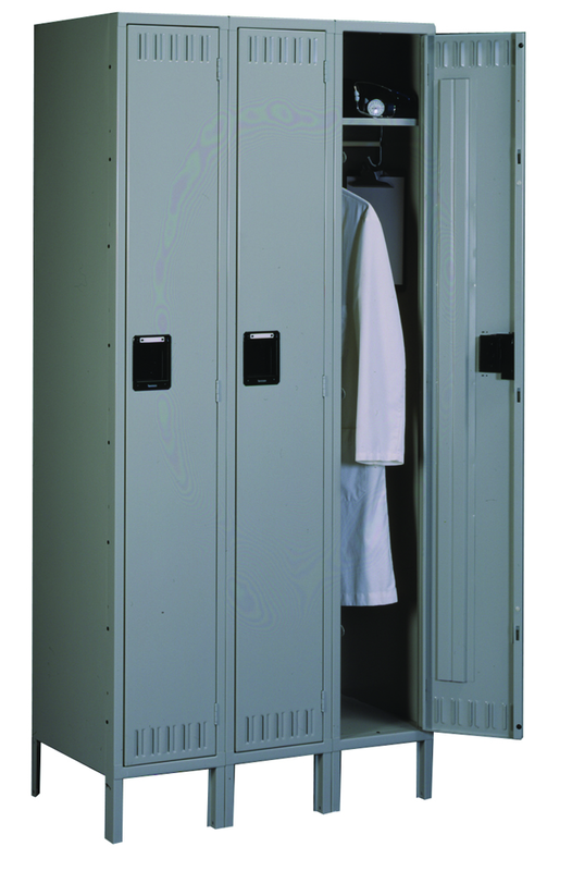 72"W x 18"D x 72"H Sixteen Person Locker (Each opn. To be 12"w x 18"d) with Coat Rod, w/6"Legs, Knocked Down - Strong Tooling